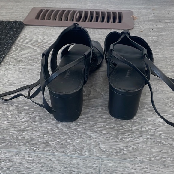 Vince Dunaway Ankle Wrap Black Leather Sandals - Picture 7 of 8